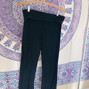 Black Victoria’s Secret Yoga Pants